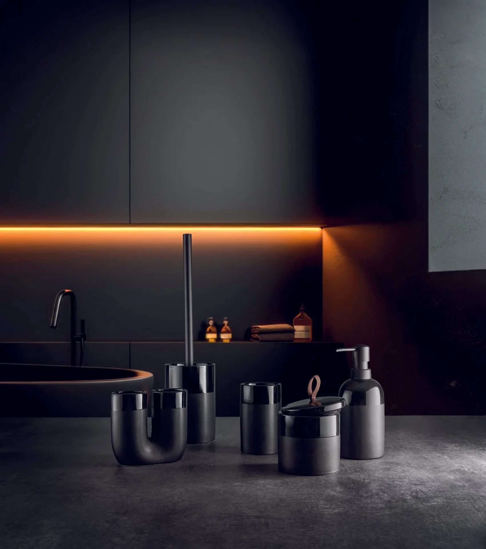 Kleine Wolke Zahnputzbecher Deep Schwarz 8681926852 7737242